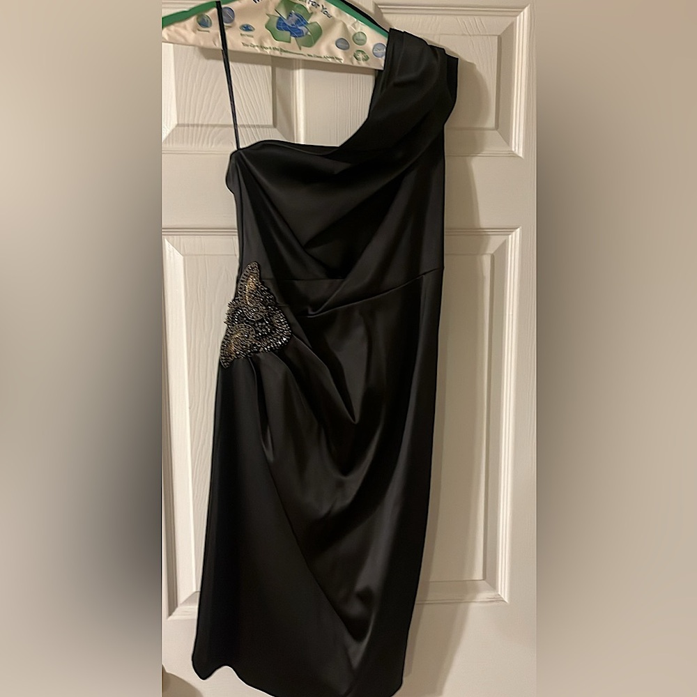 Formal, black, one shoulder with embellishment knee length size 4 dress